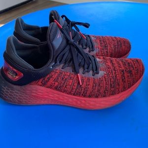 Men’s New Balance running shoes size 9